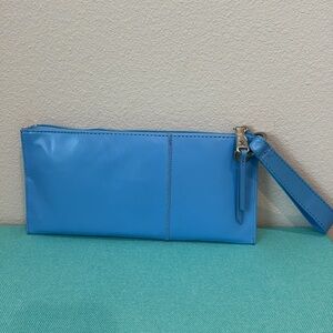 HOBO Vida Wristlet Tranquil Blue
